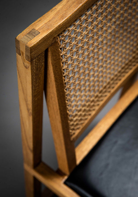 Square chair