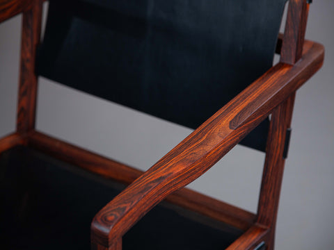 Caetano armchair