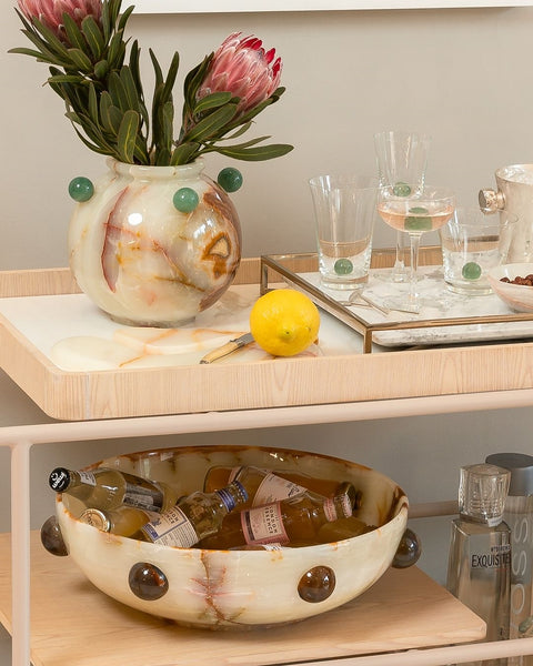 Onyx centerpiece with spheres